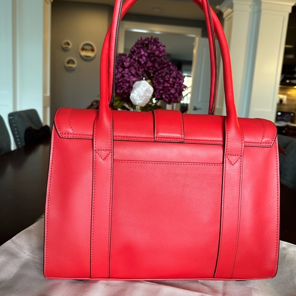 NWOT RADLEY LONDON Red Devonport Mews Leather Tote. Dust bag included! - Picture 4 of 7